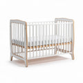 Lit pour bébé en bois avec matelas de 132 x 72 x 90 cm couleur blanche et naturelle